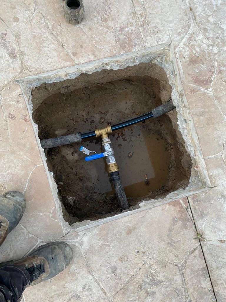 Instalación de Tuberías de Riego en Saiplen 3