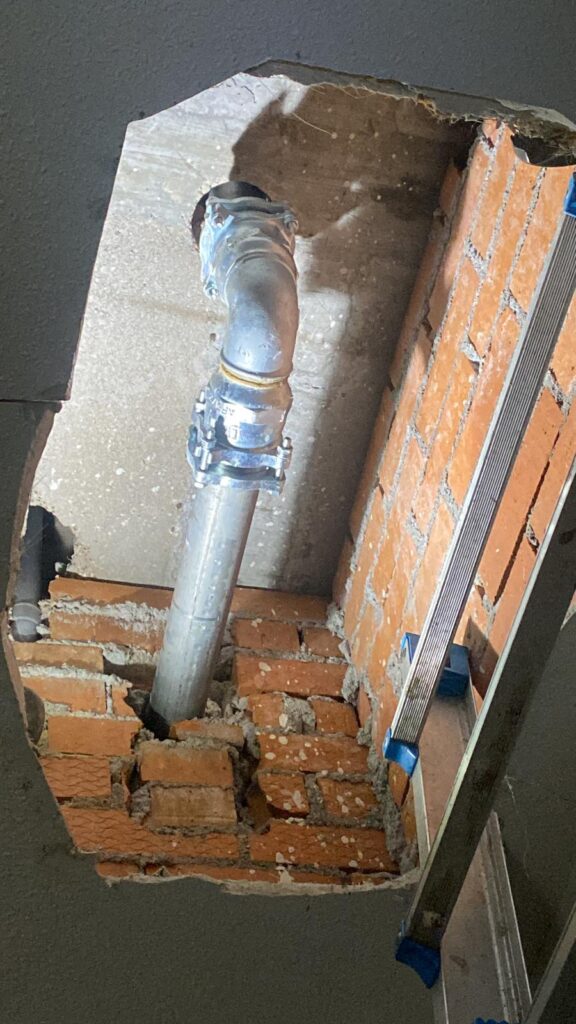 Reabastecimiento de agua para 17 portales 4
