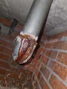 Reabastecimiento de agua para 17 portales